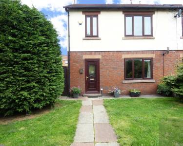 3 bedroom semi-detached  for sale