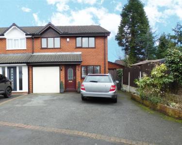 3 bedroom semi-detached  for rent