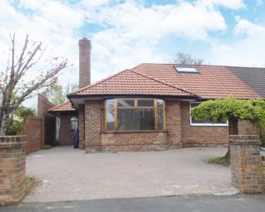 3 bedroom bungalows for sale