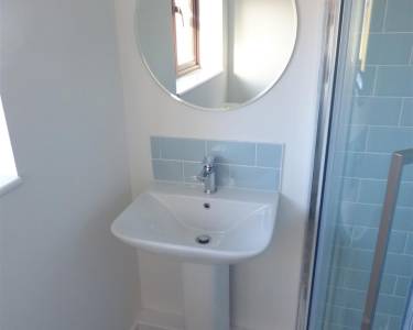 Shower Room Second Picture