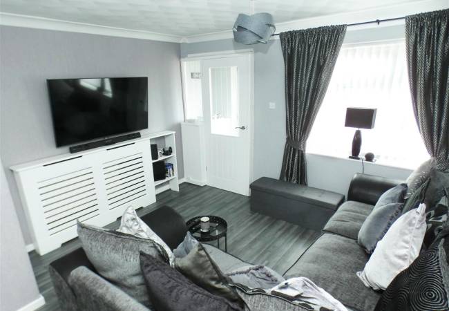 Lounge/Dinng Room