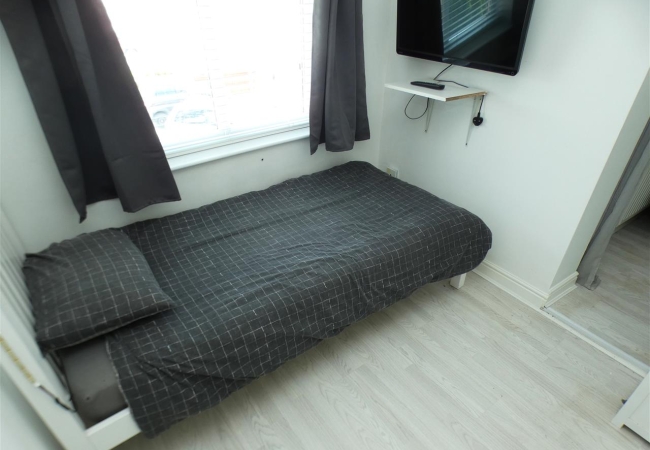 Bedroom 4/5