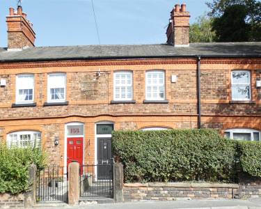 2 bedroom terraced for sale