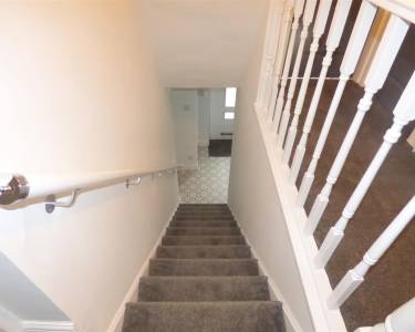 Stairs/Landing